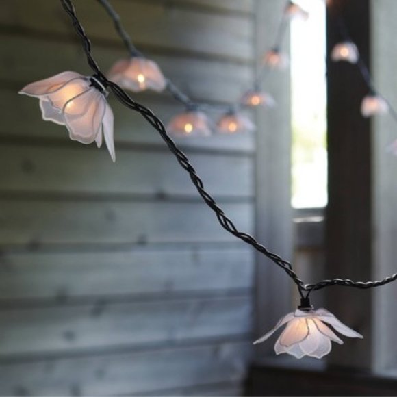 Threshold Incandescent Flower Indoor/Outdoor String Lights, White